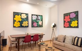 Central Apartment With Terrace By Lovelystay